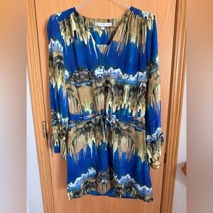 & OTHER STORIES Abstract Western Print V-Neck Tie Waist Boho Flowing Tunic Dress